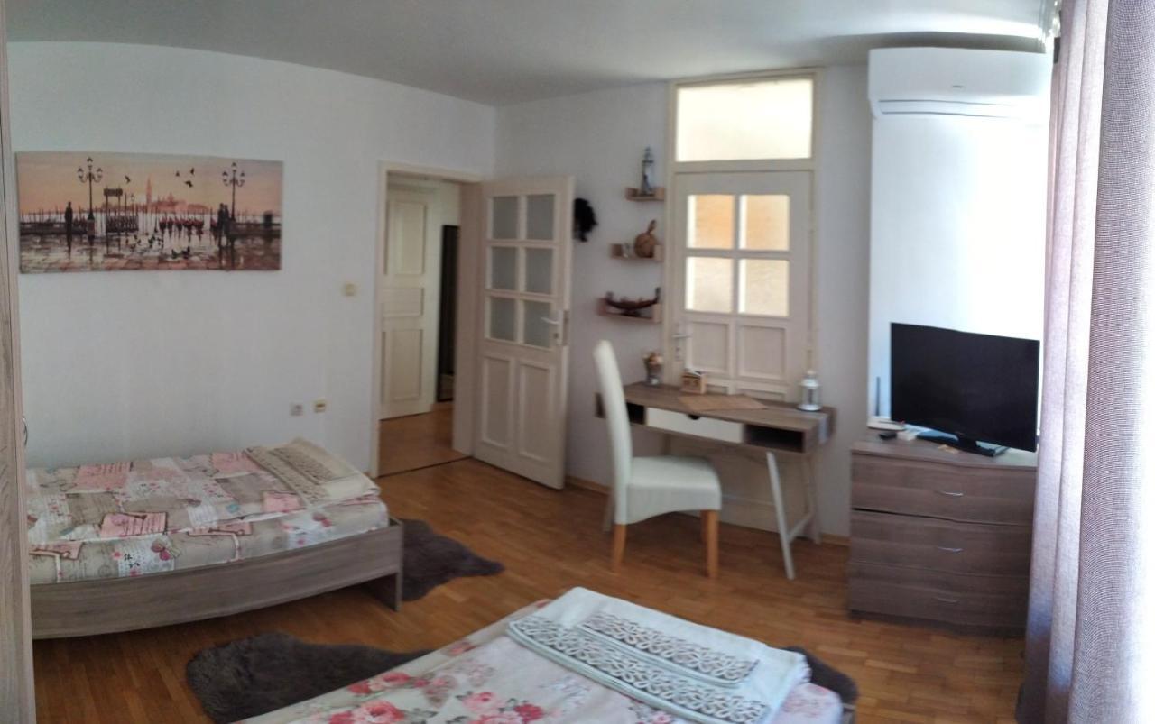 Apartament Bogoslovovi Βάρνα Εξωτερικό φωτογραφία