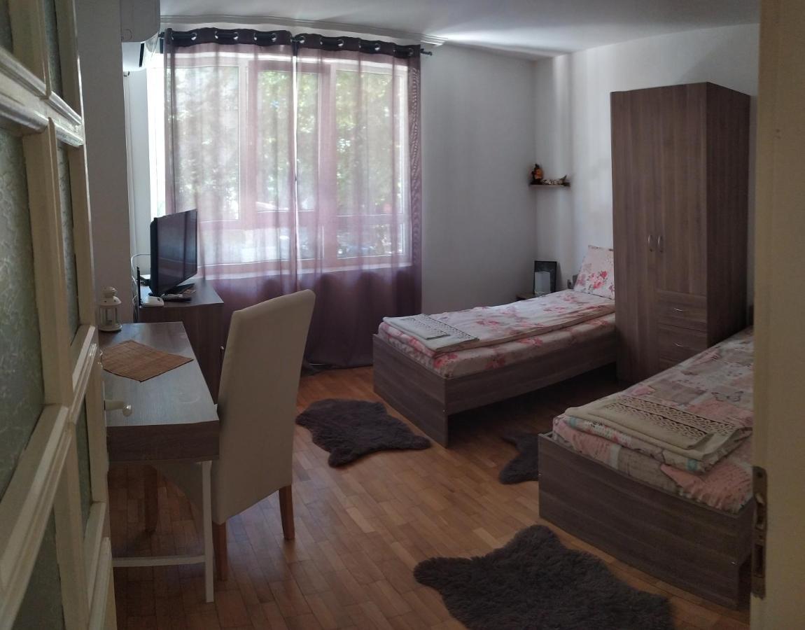 Apartament Bogoslovovi Βάρνα Εξωτερικό φωτογραφία