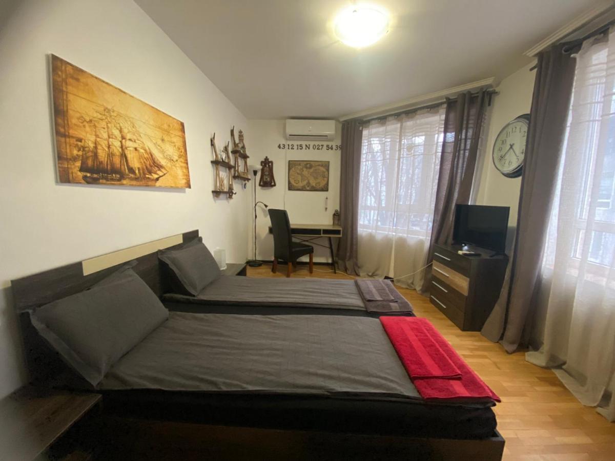 Apartament Bogoslovovi Βάρνα Εξωτερικό φωτογραφία